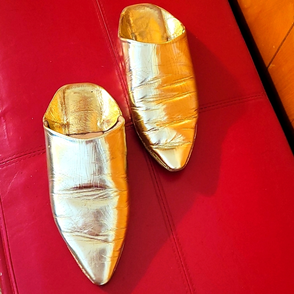 Alladin's gilded golden slippers - Picture 3 of 5